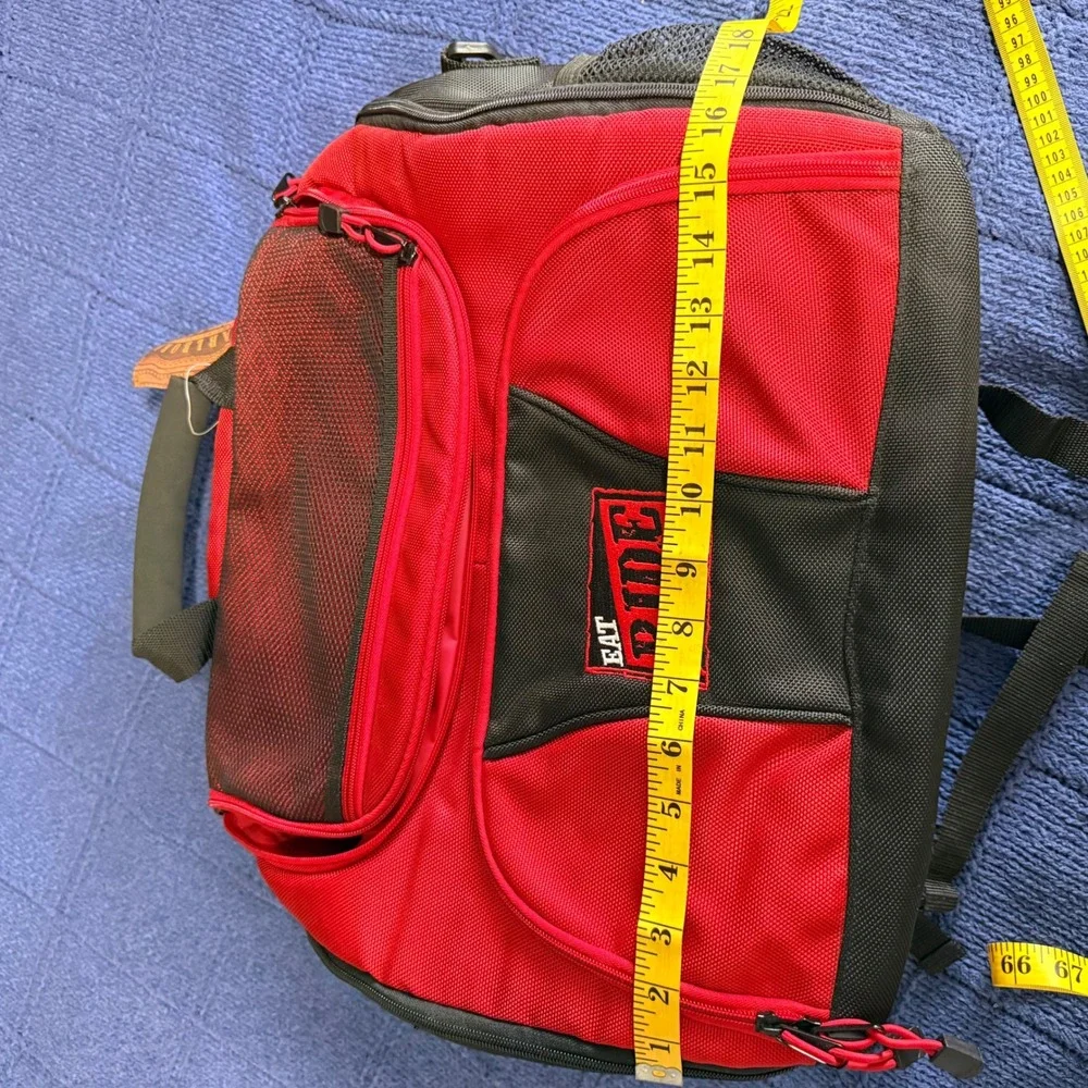 Marlboro Gear Backpack Cooler Red Black Eat Ride Sleep‎ 2004 Travel Utility Vtg